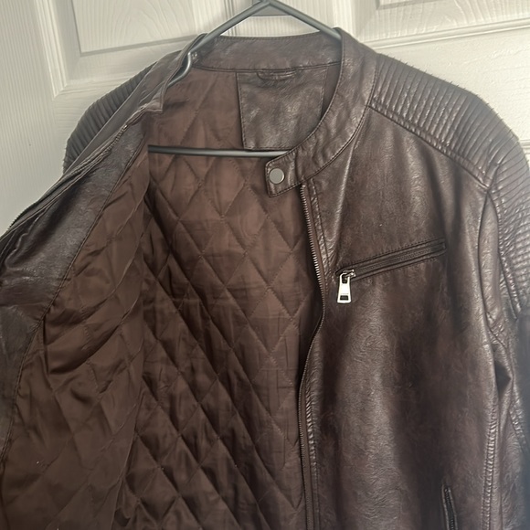 brown, Italian, vegan leather jacket. Size L - Picture 4 of 4